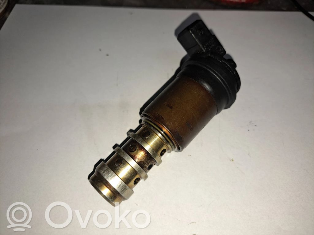BMW 7 E65 E66 Camshaft vanos timing valve 