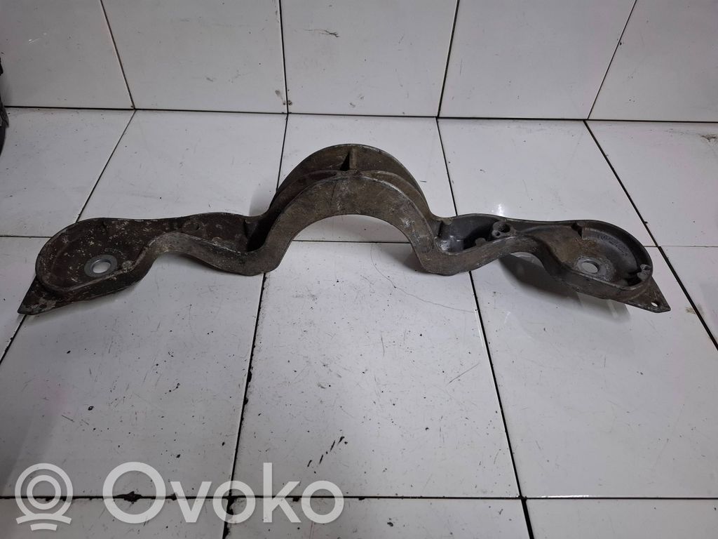 Rear differential/diff mount bracket   1094421A
