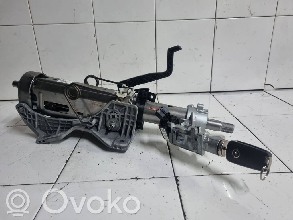 Opel Astra J Užvedimo spynelė 