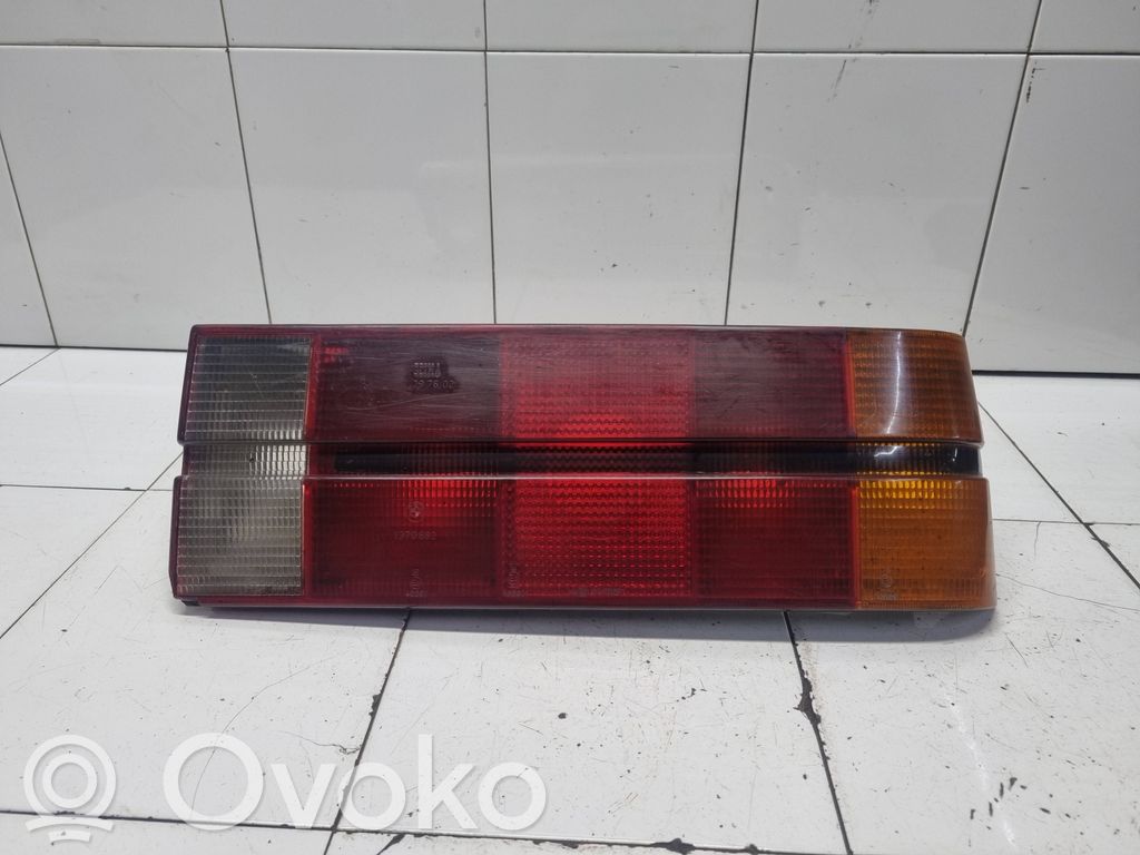 Rear/tail lights   1370682,1370674,0140571