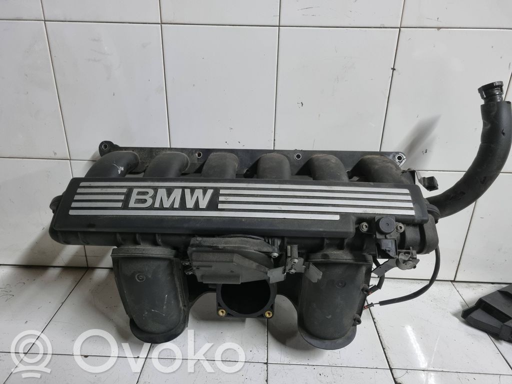 BMW 5 E60 E61 Intake manifold 