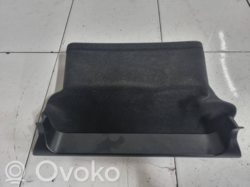 BMW 5 E60 E61 Vairo ašies apdaila 