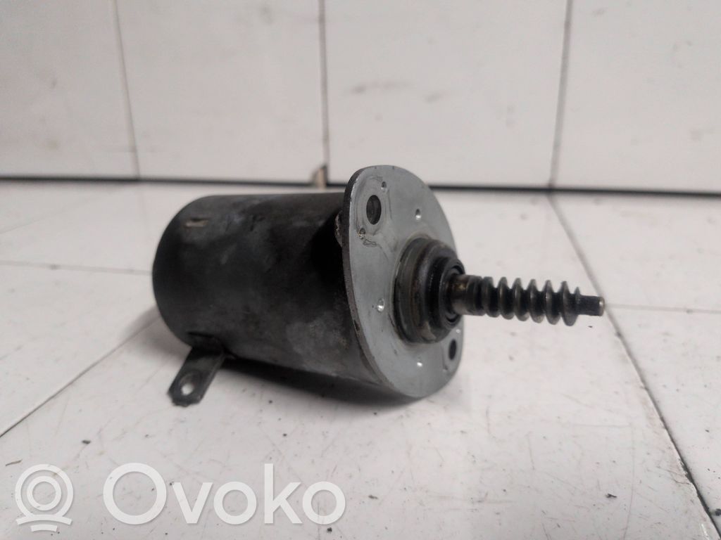 BMW 5 E60 E61 Valve oil control 