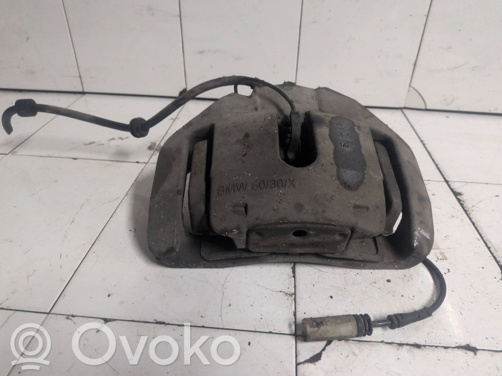 Front brake caliper   BMW6030