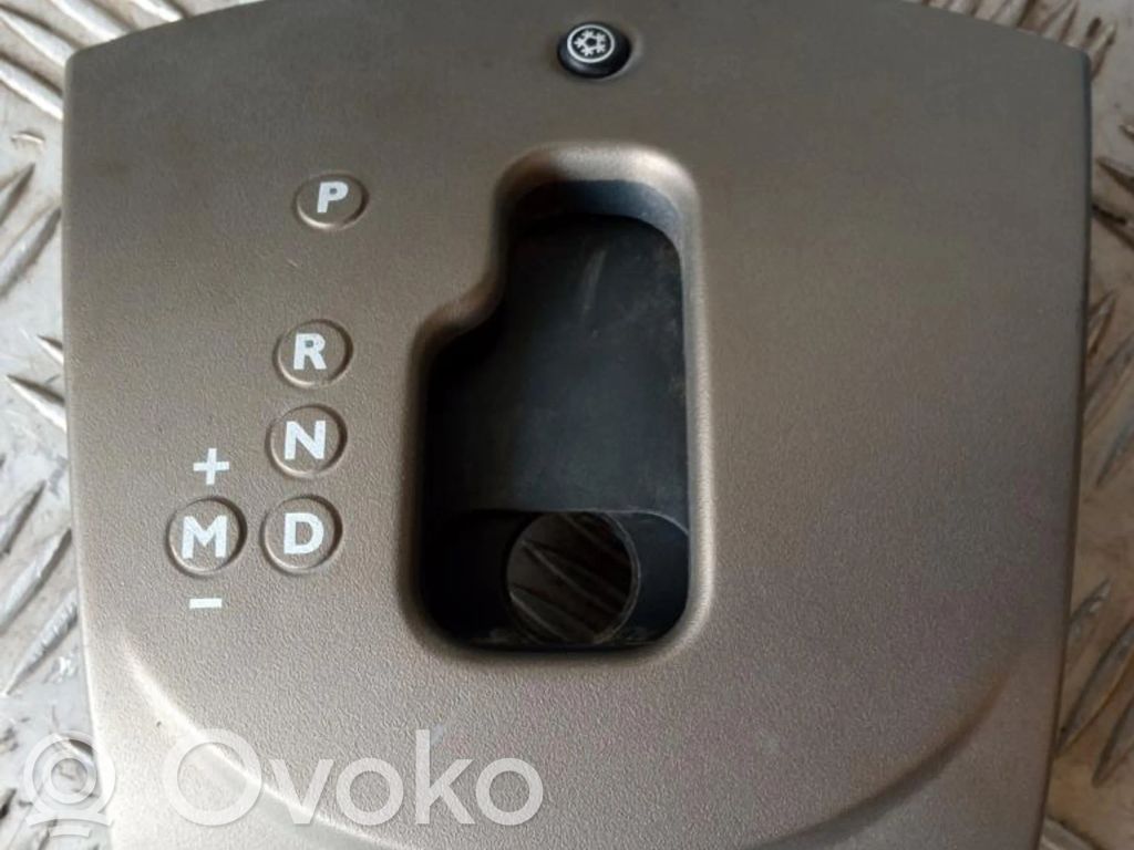 Renault Clio III Gear shift rod 