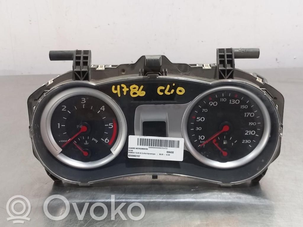 Renault Clio III Licznik / Prędkościomierz 