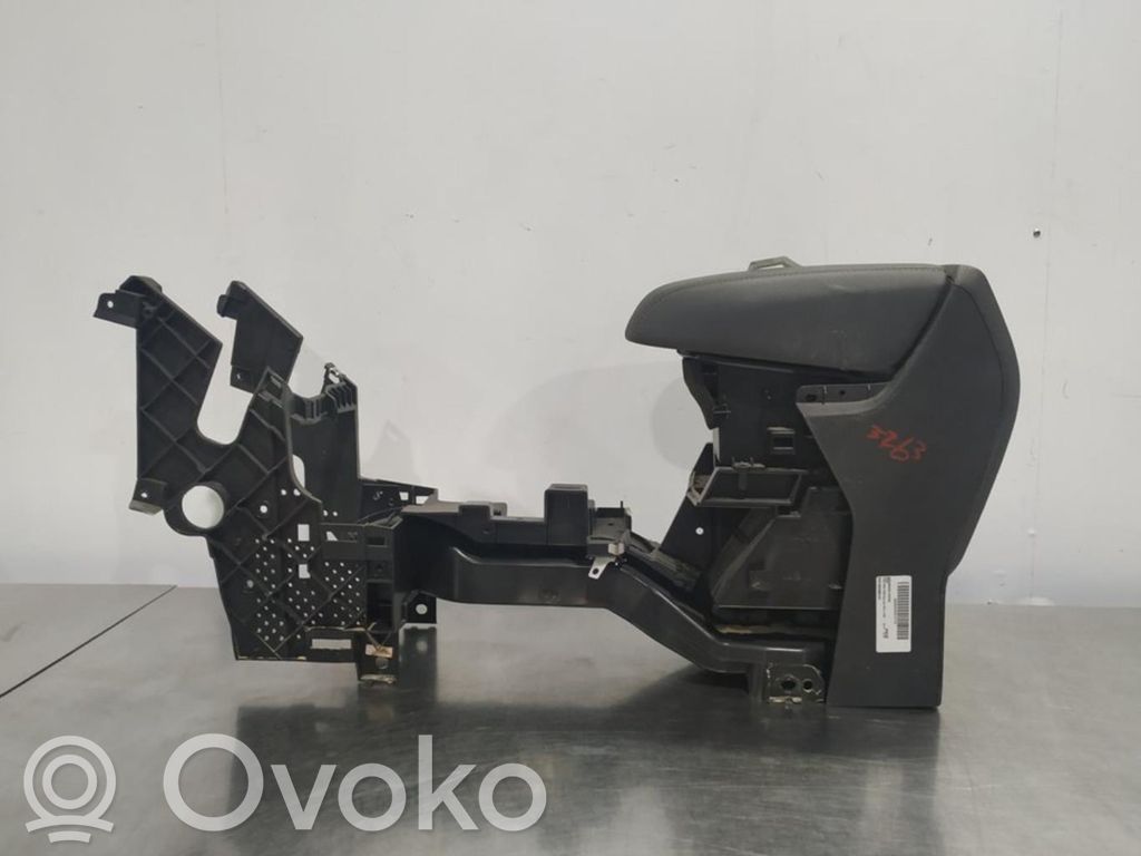 Ford Kuga I Apoyabrazos del asiento trasero 