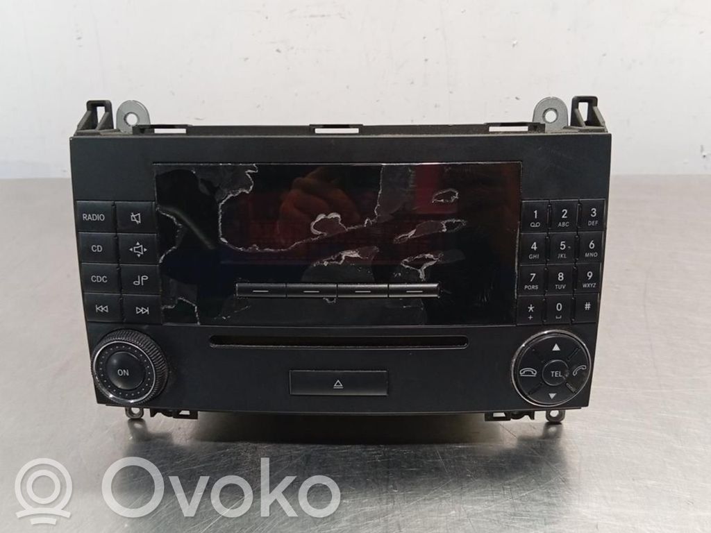 Mercedes-Benz B W245 Unitate principală radio/CD/DVD/GPS 