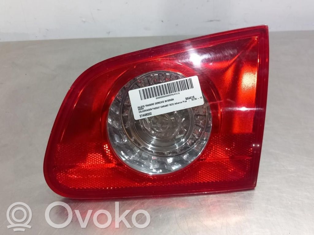 Volkswagen PASSAT Lampă spate în caroserie 