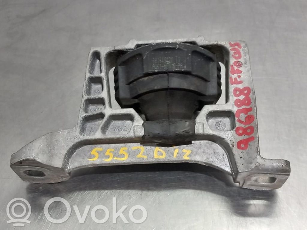 Engine mount bracket   AV616F012FA