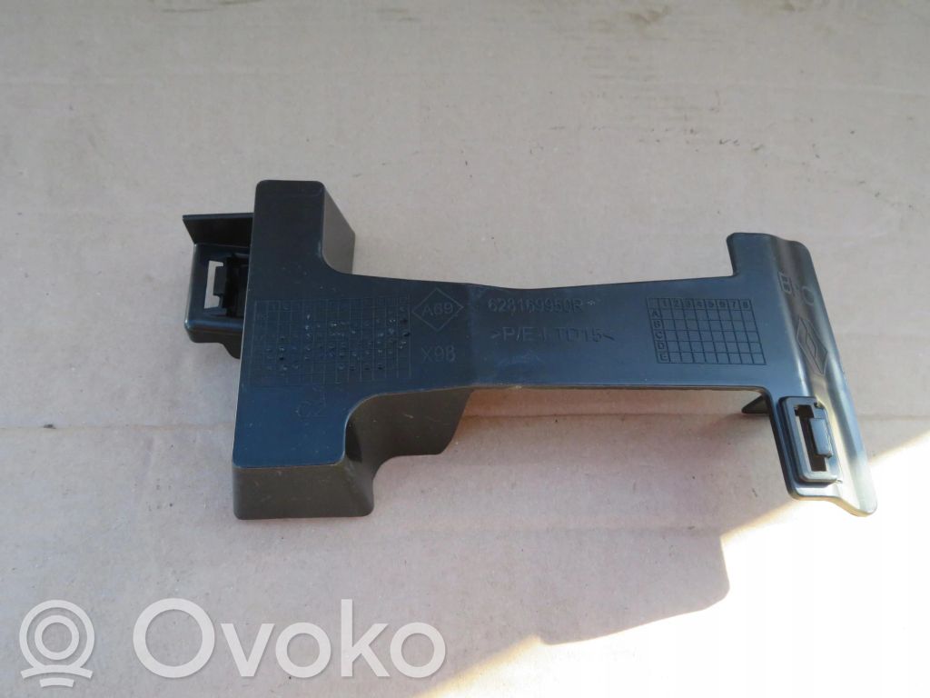Renault Clio IV Radiator trim 
