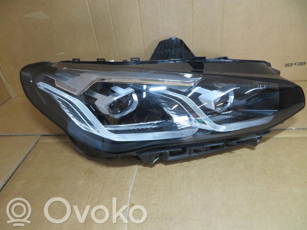BMW 2 Active Tourer U06 Scheinwerfer 