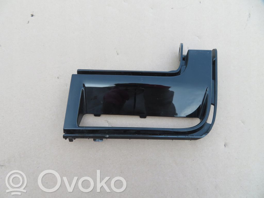 Volvo EX30 Unteres Gitter dreiteilig vorne 