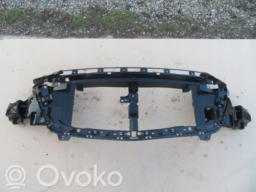 Mazda CX-3 Etupuskurin ylempi jäähdytinsäleikkö 