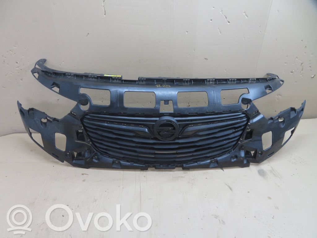 Opel Combo E Front grill 