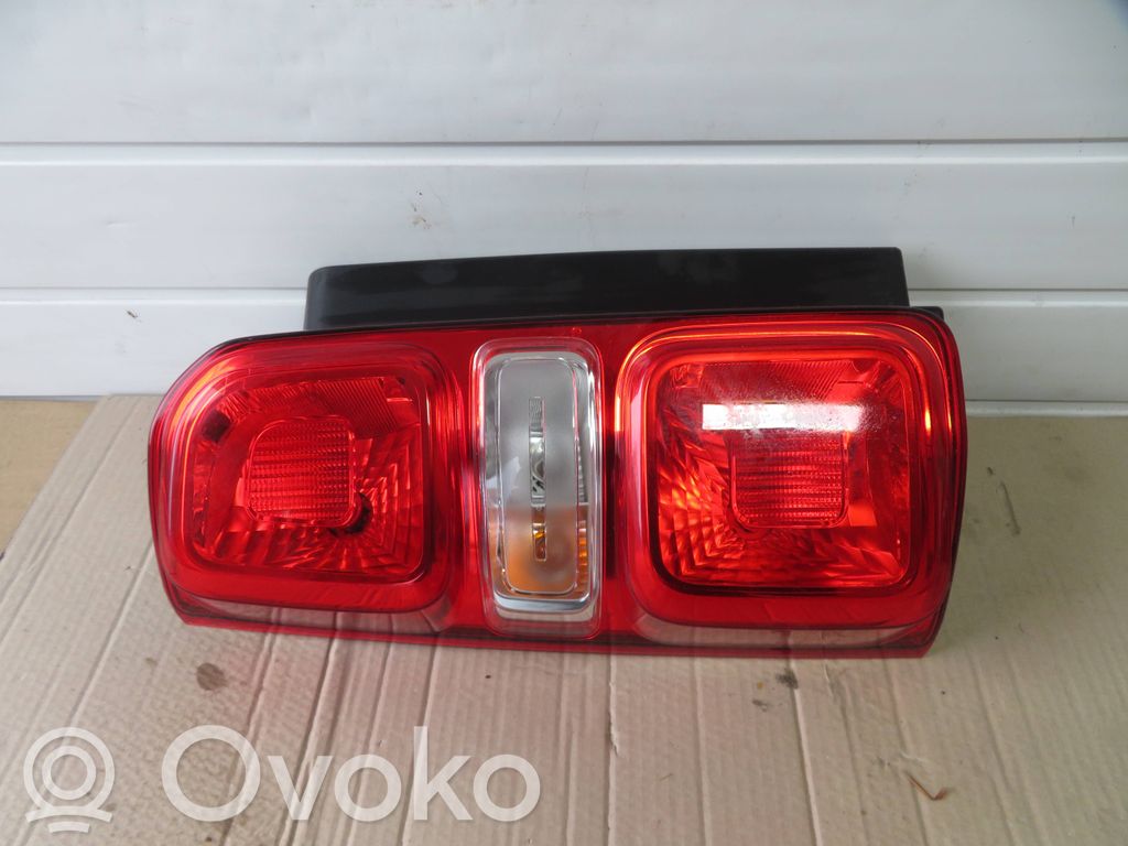 Toyota Proace Luz trasera/de freno 