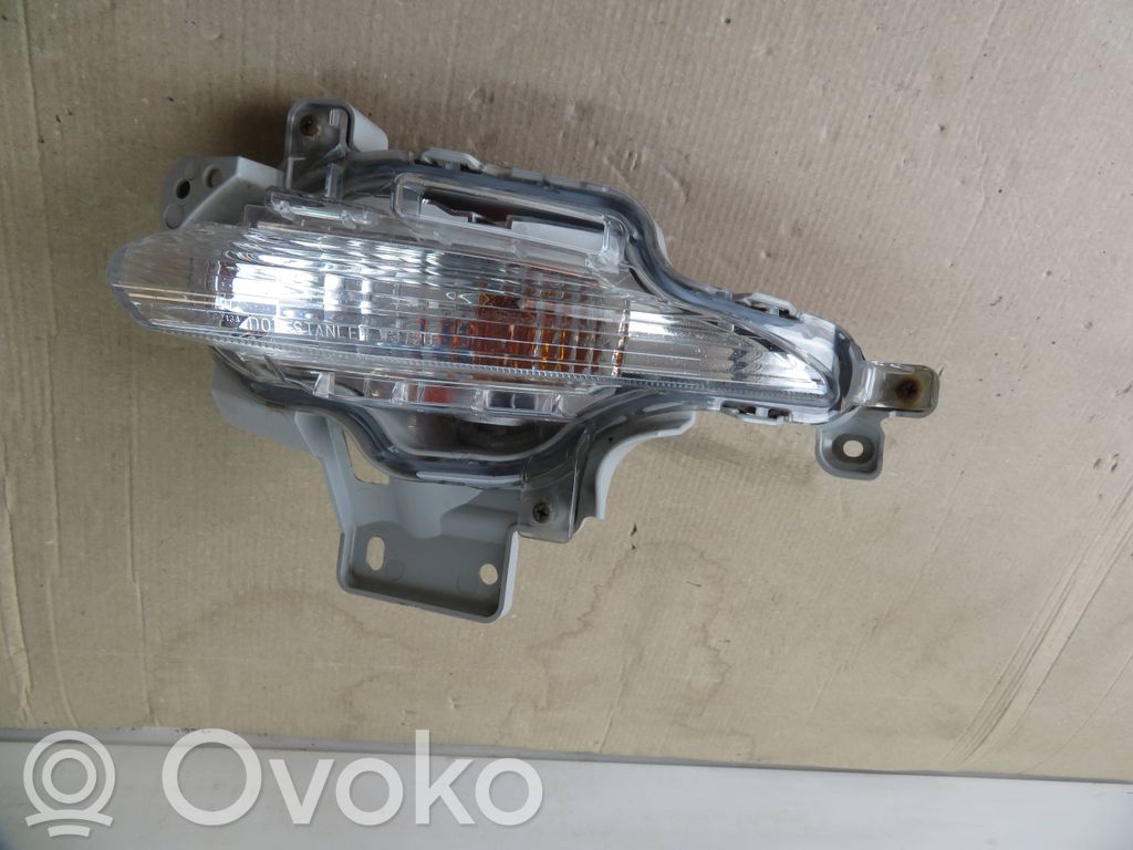 Mazda 3 III Front indicator light 