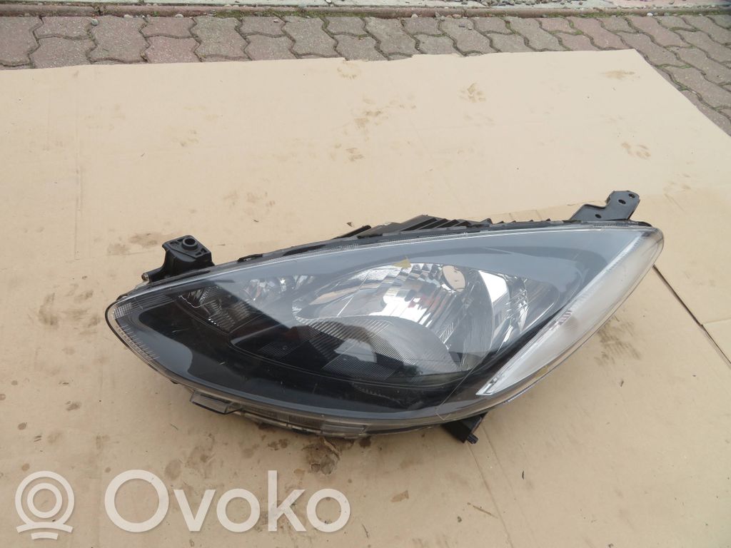 Mazda 2 Headlight/headlamp 