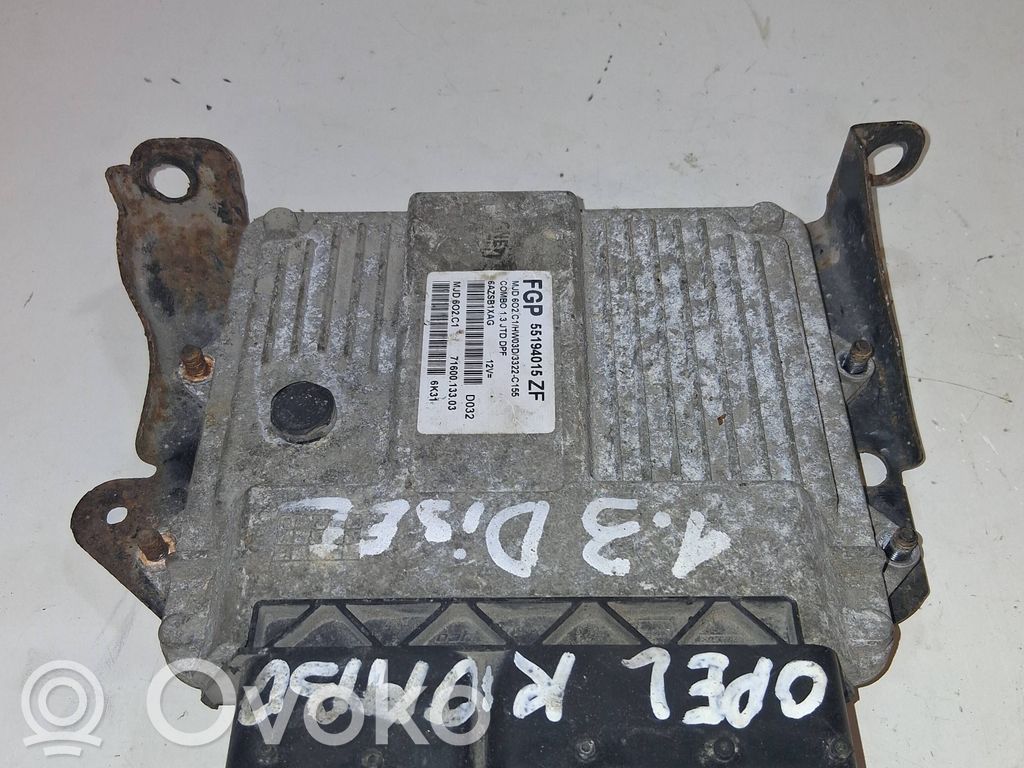 Opel Combo C Engine control unit/module 