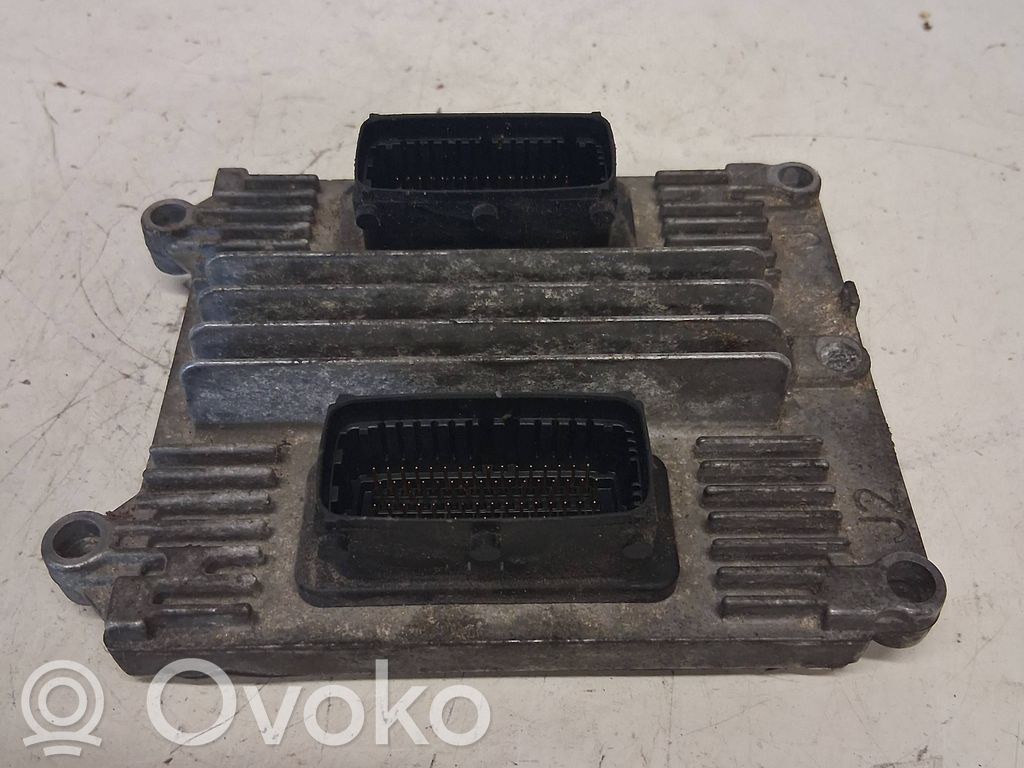 Opel Zafira A Engine control unit/module 