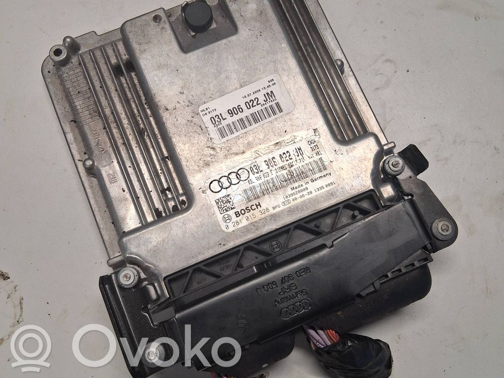 Audi A4 S4 B8 8K Engine control unit/module 