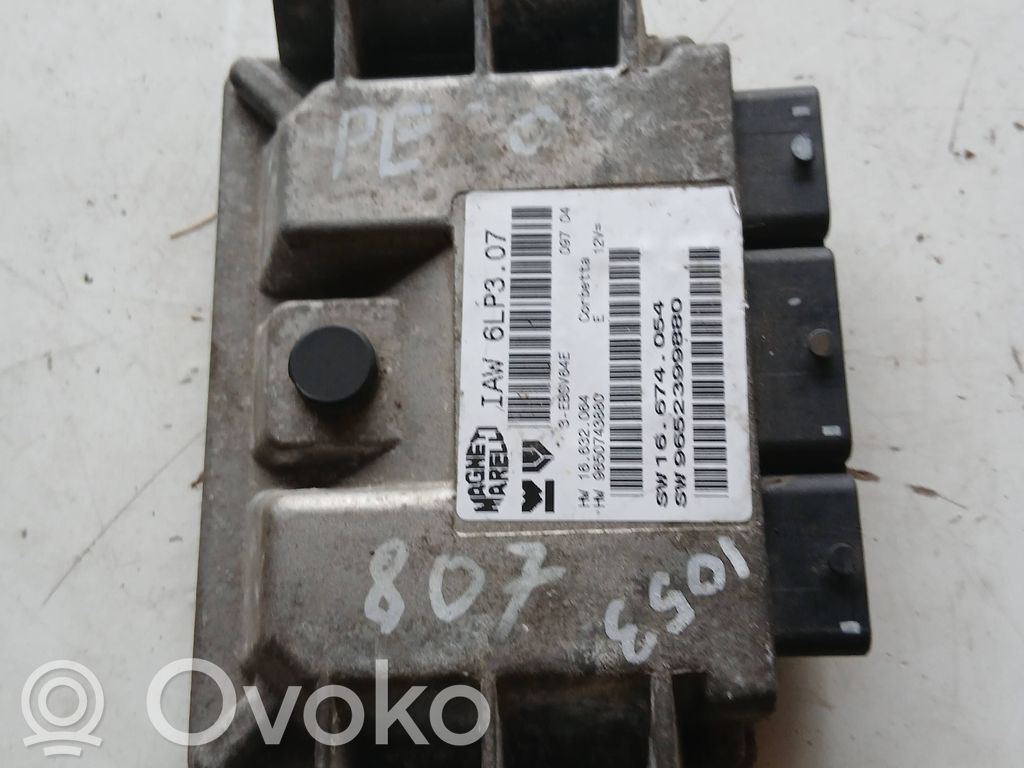 Peugeot 807 Engine control unit/module 