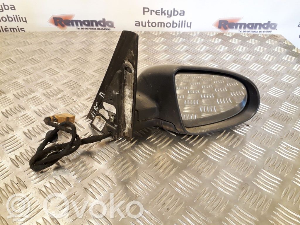 Front door electric wing mirror   E9011025