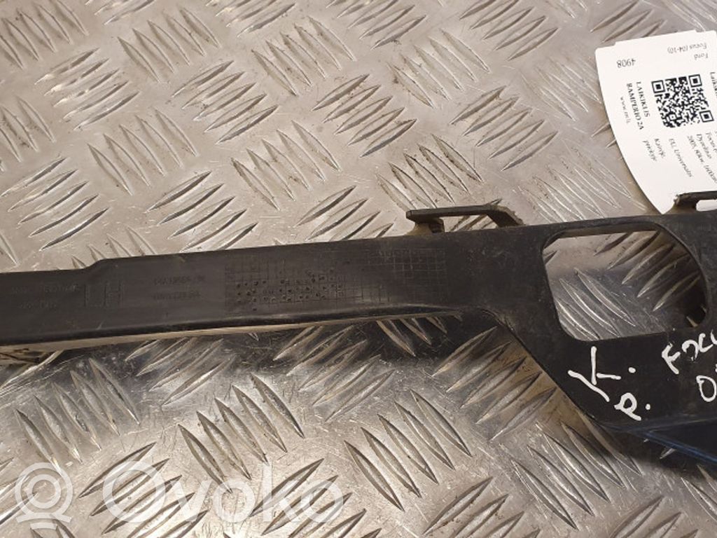 Ford Focus Front bumper mounting bracket 