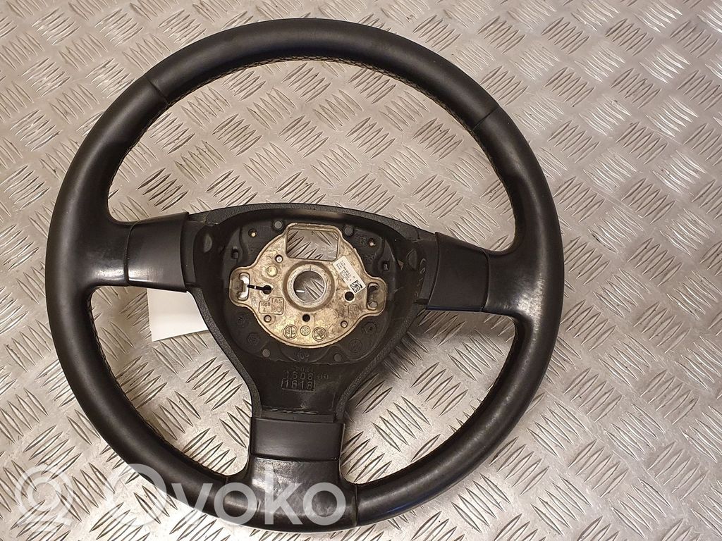 Volkswagen PASSAT B6 Lenkrad 