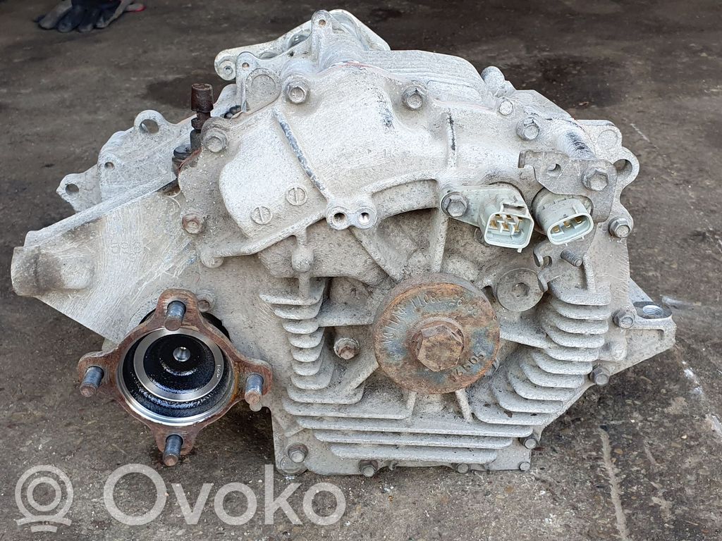Toyota RAV 4 (XA40) Galinis reduktorius 