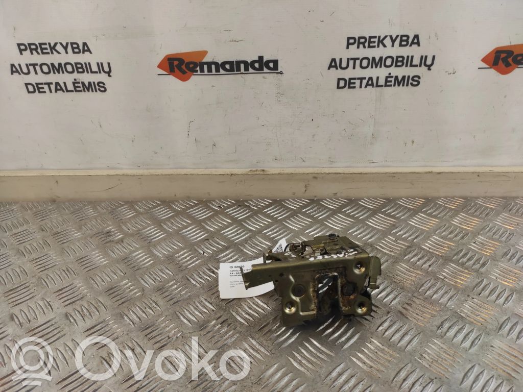 Renault Master II Rear door lock 