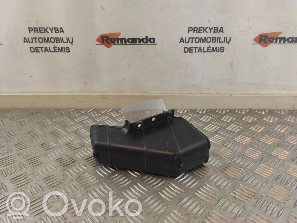 Engine control unit box   C723,C723