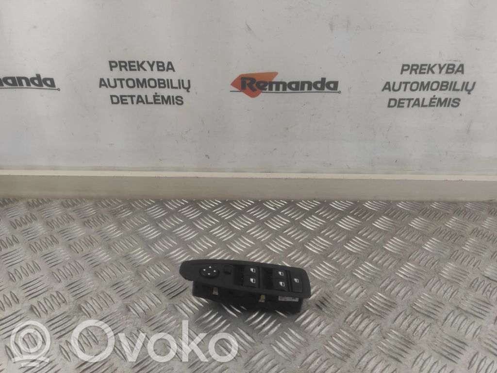 BMW 4 F36 Gran coupe Electric window control switch 