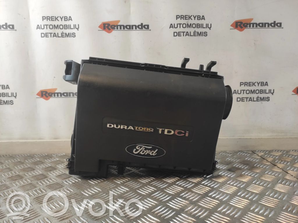 Air filter box   6C119600,6C119600,6899538