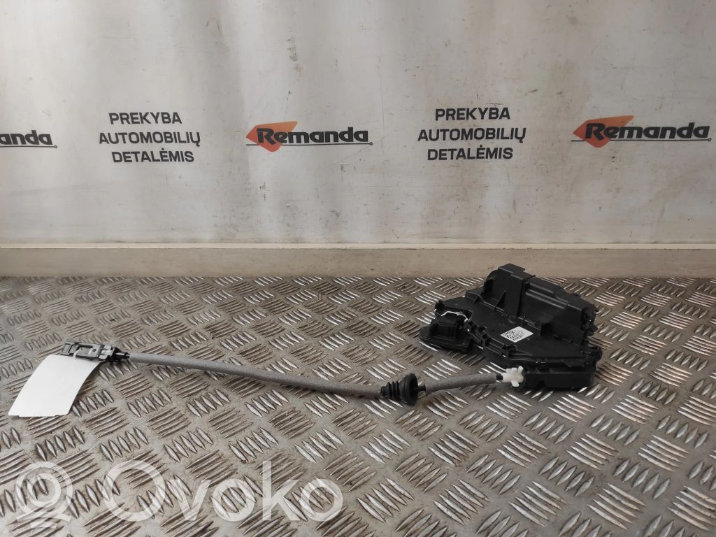 Volkswagen Tiguan Zamek drzwi tylnych 