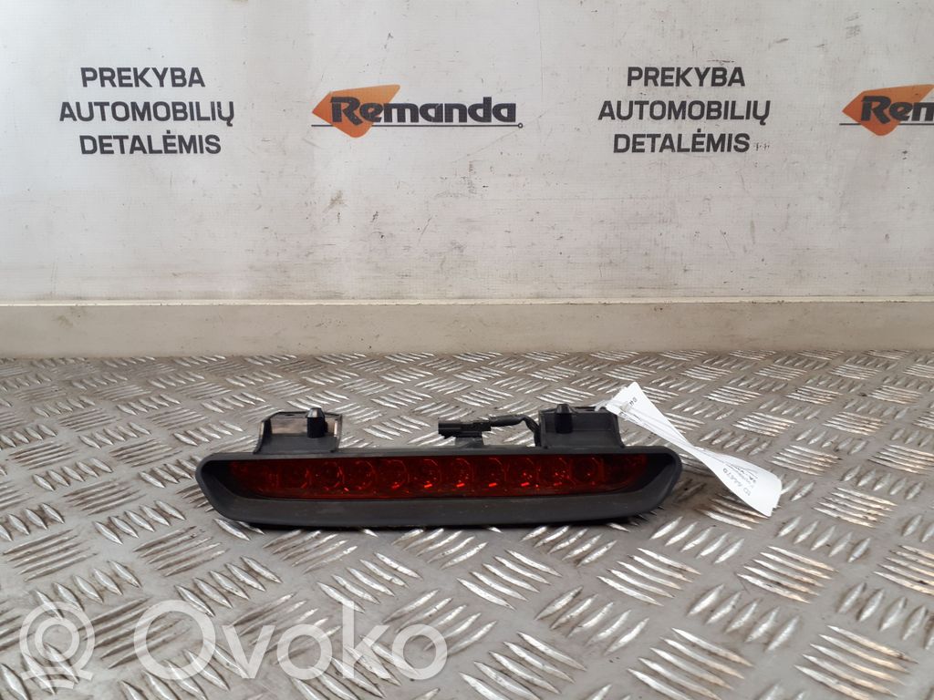Trzecie światło stop   A050107,A050107