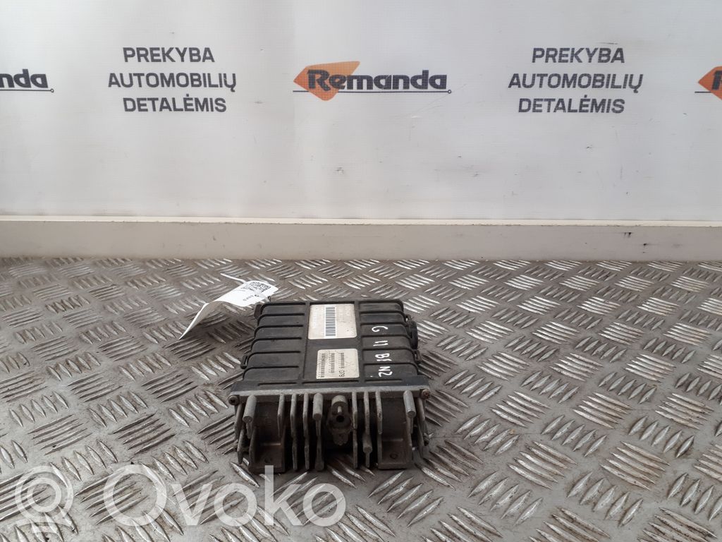 Volkswagen Golf III Engine control unit/module 