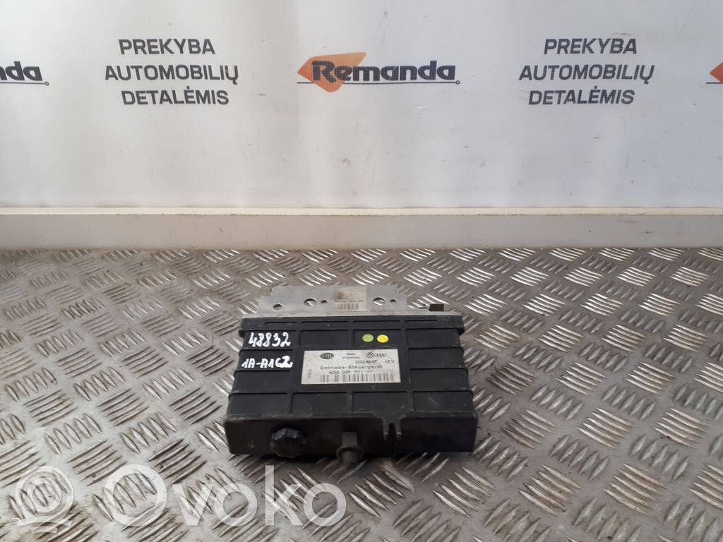 Audi A4 S4 B5 8D Sterownik / Moduł skrzyni biegów 
