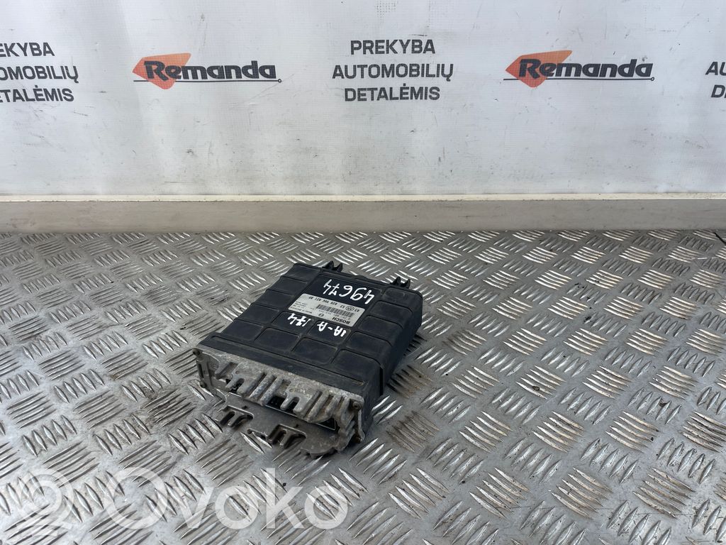 Volkswagen Golf III Engine control unit/module 