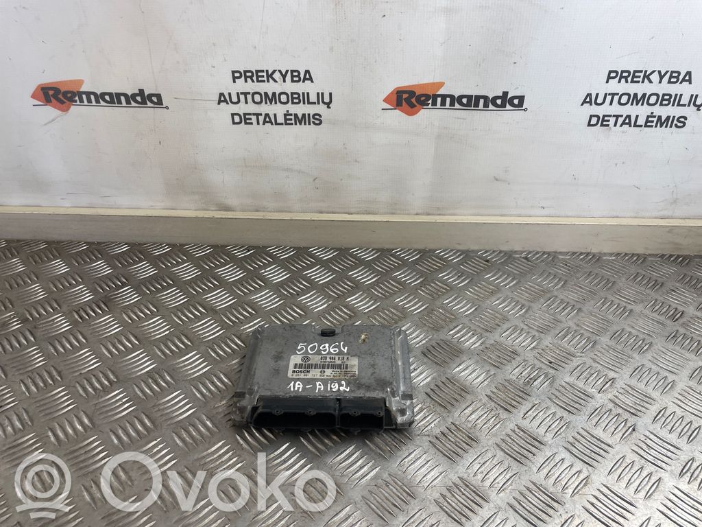 Volkswagen PASSAT B5 Engine control unit/module 
