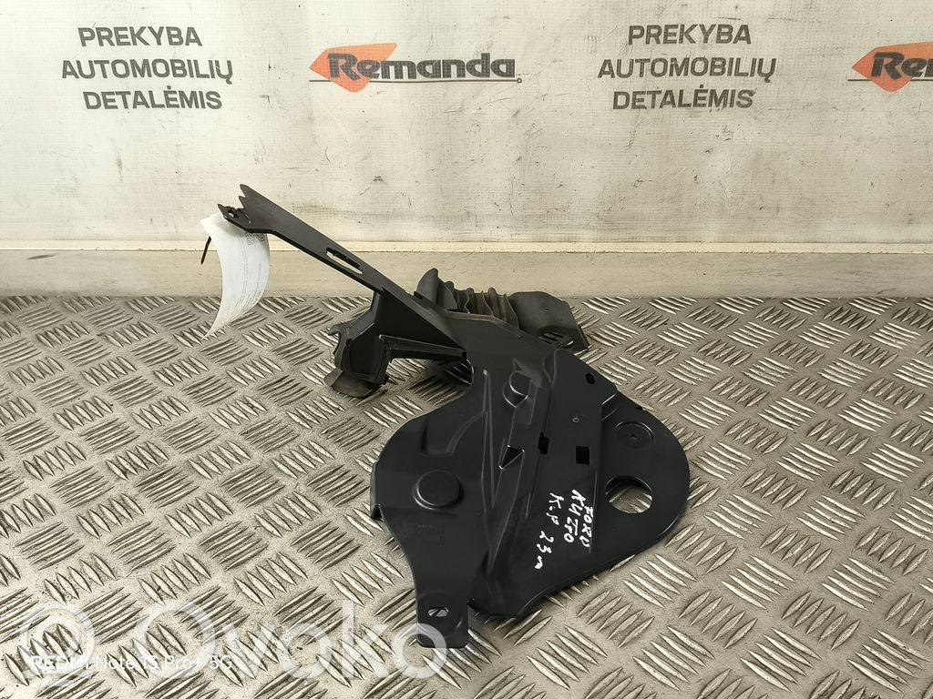 Ford Kuga III Muu moottoritilan osa 