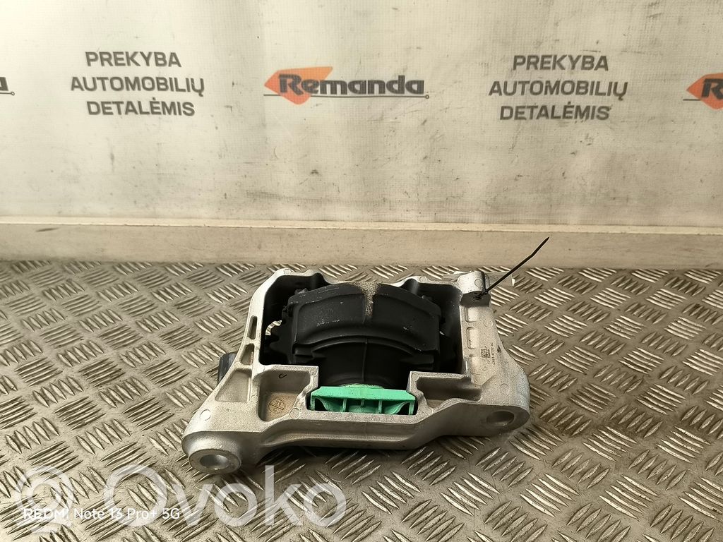 Ford Kuga III Engine mount bracket 