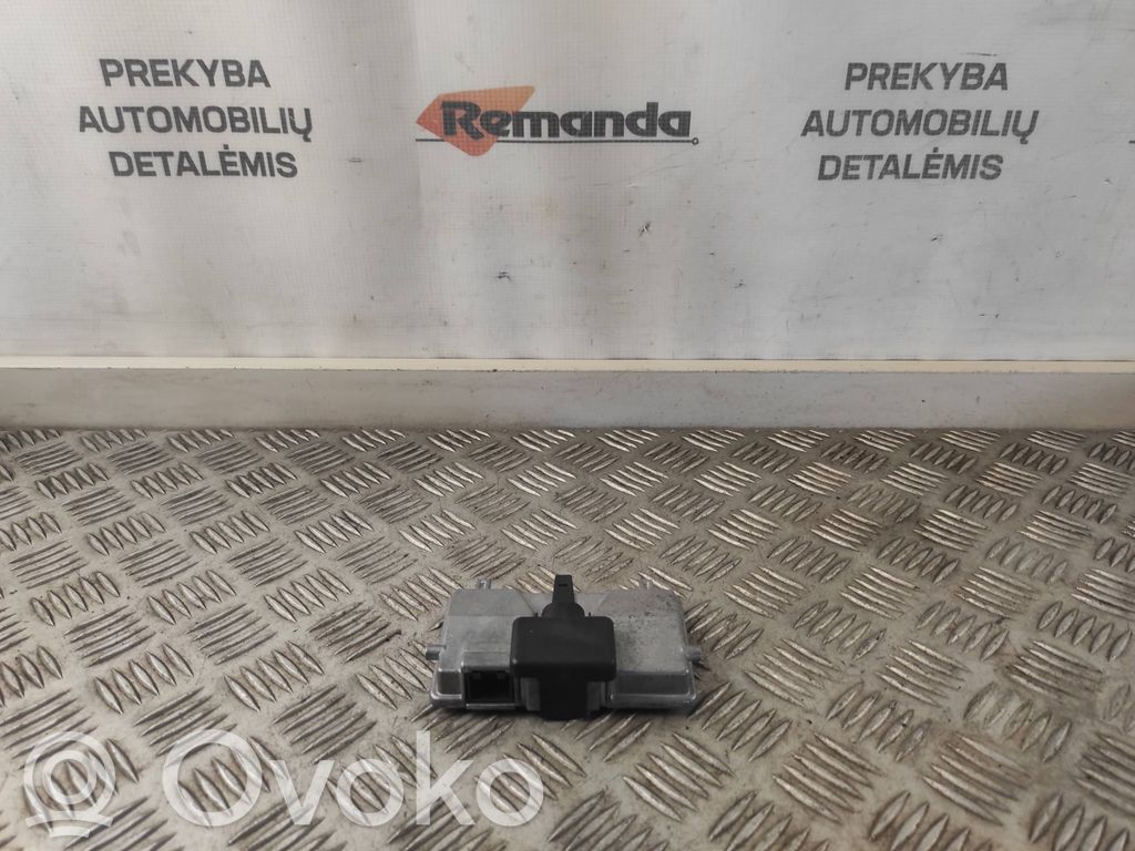 Volkswagen Tiguan Windshield/windscreen camera 