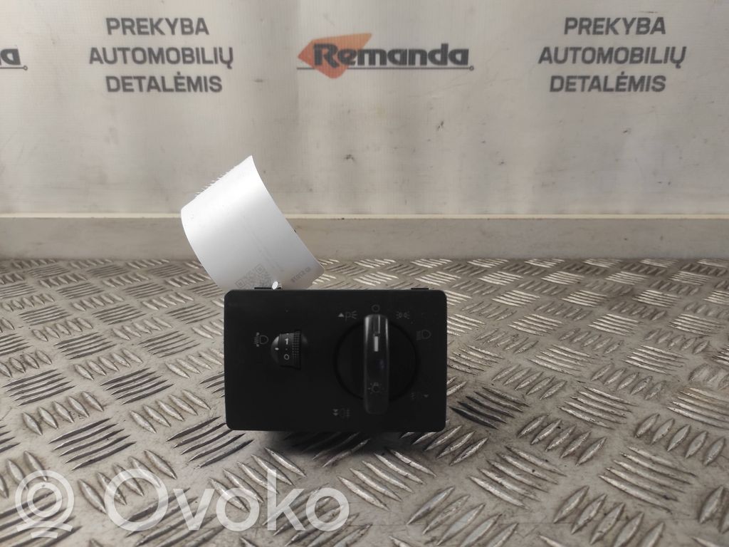 Interruptor de luz   4M5T13A024MA,4M5T13A024MA