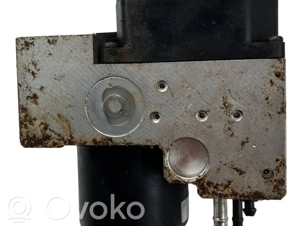 Lexus IS 200-300 ABS Pump 
