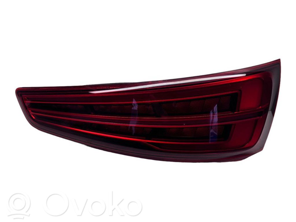 Audi Q3 8U Takaluukun takavalot 