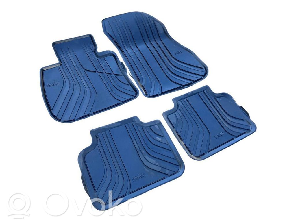 BMW 2 F46 Auton lattiamattosarja 