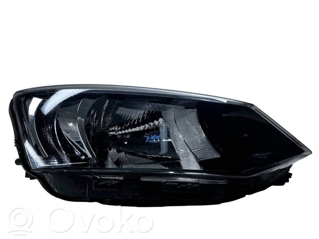 Skoda Fabia Mk3 (NJ) Lampa przednia 
