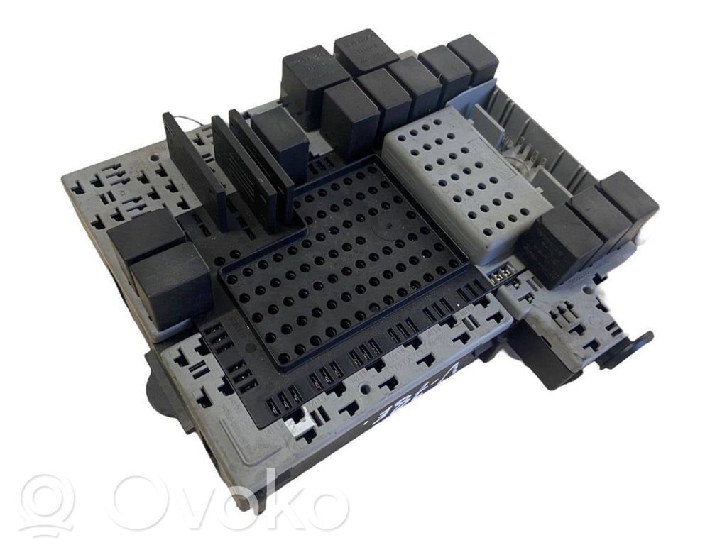 Volvo S60 Fuse module 