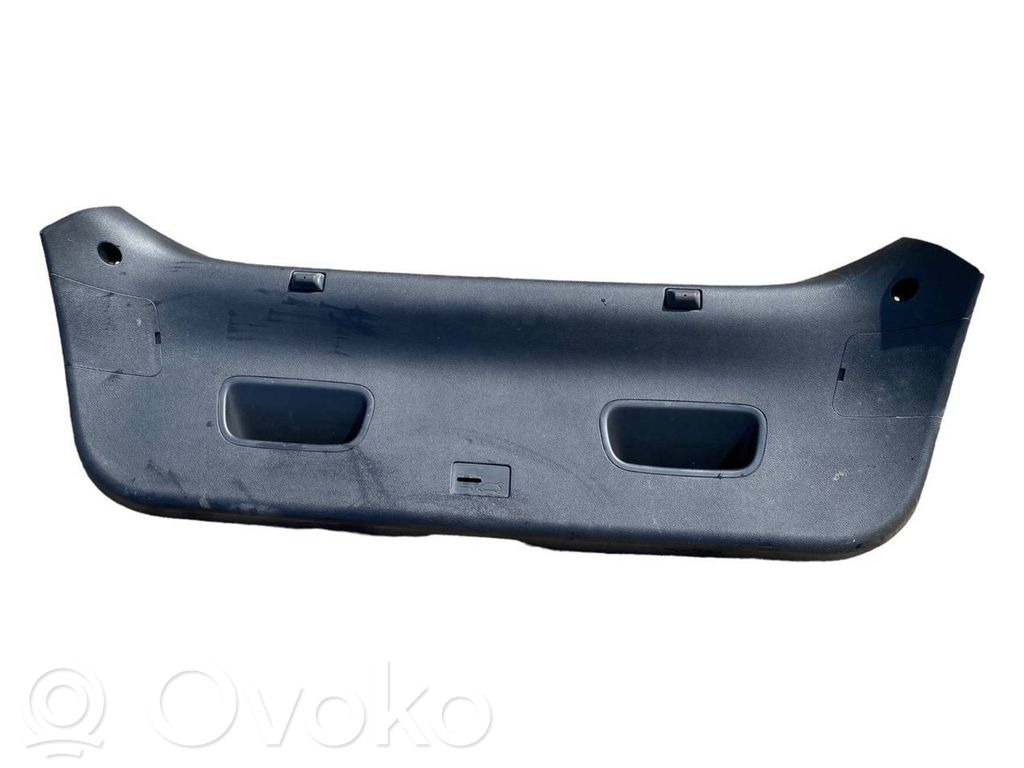 KIA Ceed Garniture de hayon 